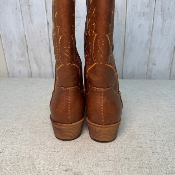 IUV Brown Faux Leather Western Cowboy Boots Women's 6 Embroidered Pull On - Picture 4 of 9
